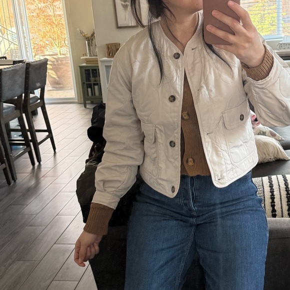 H&M divided|Neutral quilted puffer jacket,lightweight style in button down•••XS - Picture 9 of 13